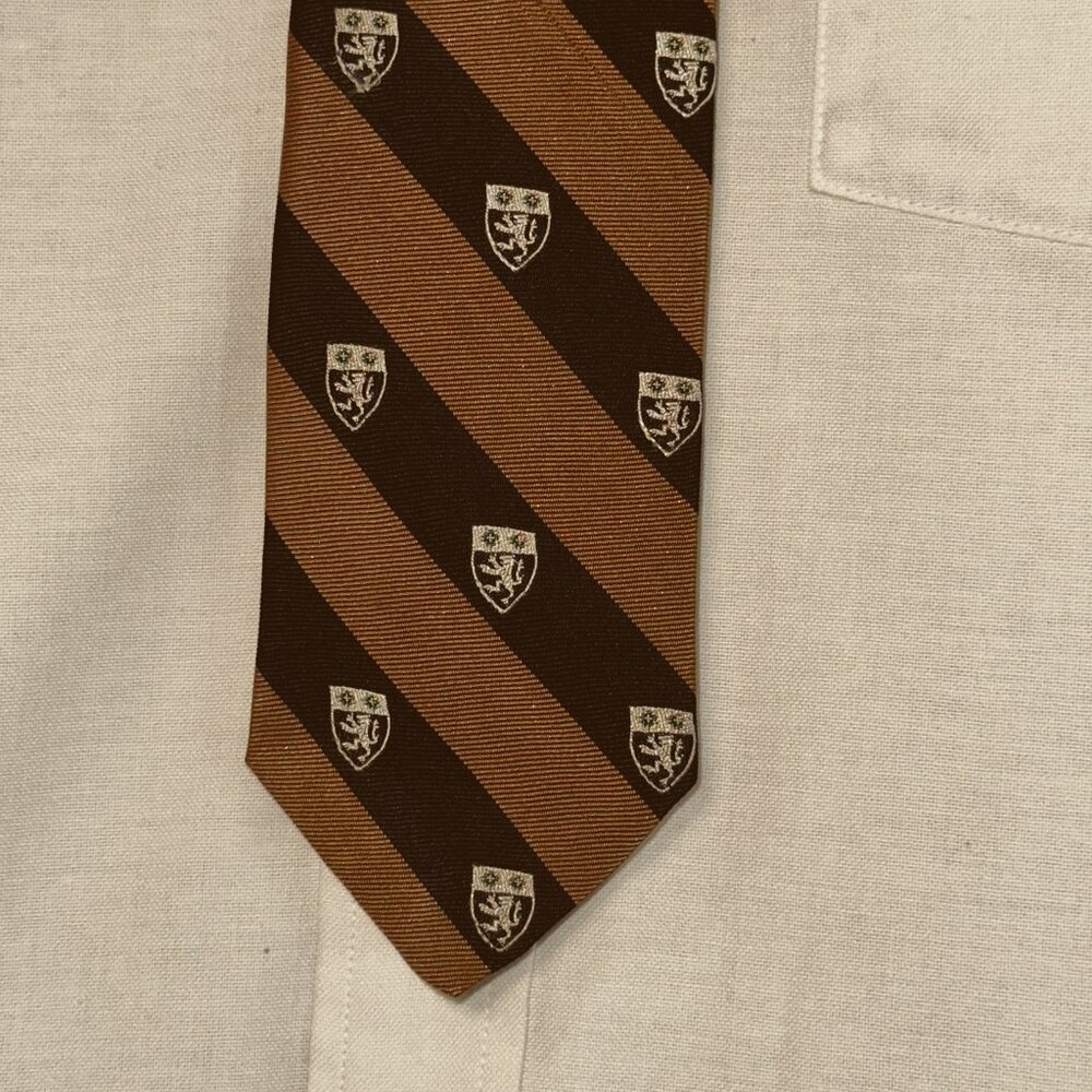 Vintage Reid of New Haven Silk Tie